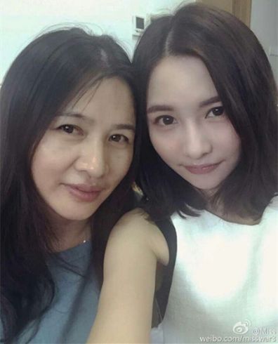 电竞明星私房照曝光，有些东西真的是遗传的！