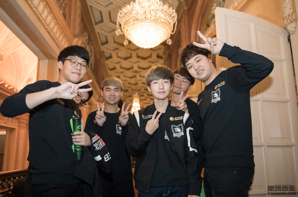 国外网友评ROX解散 LGD是上单坟墓