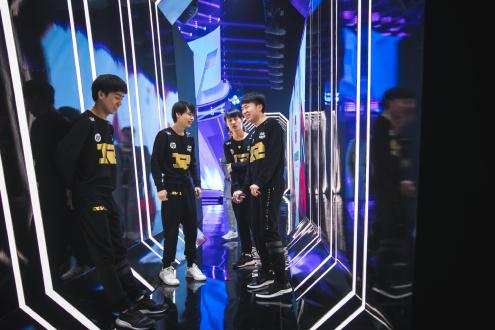 LPL常规赛尾声将近