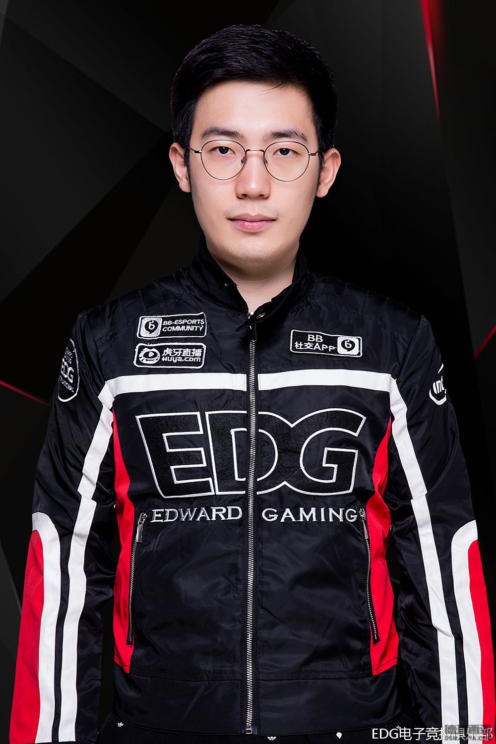 主教练：EDG NoFe