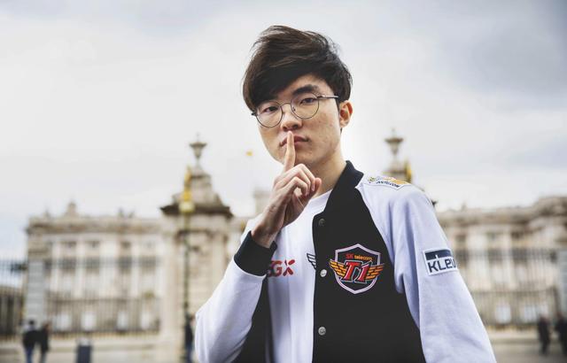 Faker：不要纠结D闪还是F闪 每个人都有自己的习惯