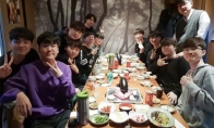 《LOL》SKT散伙饭 FAKER笑脸下暗藏不舍
