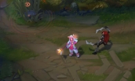 《LOL》睡衣守护者拉克丝皮肤介绍